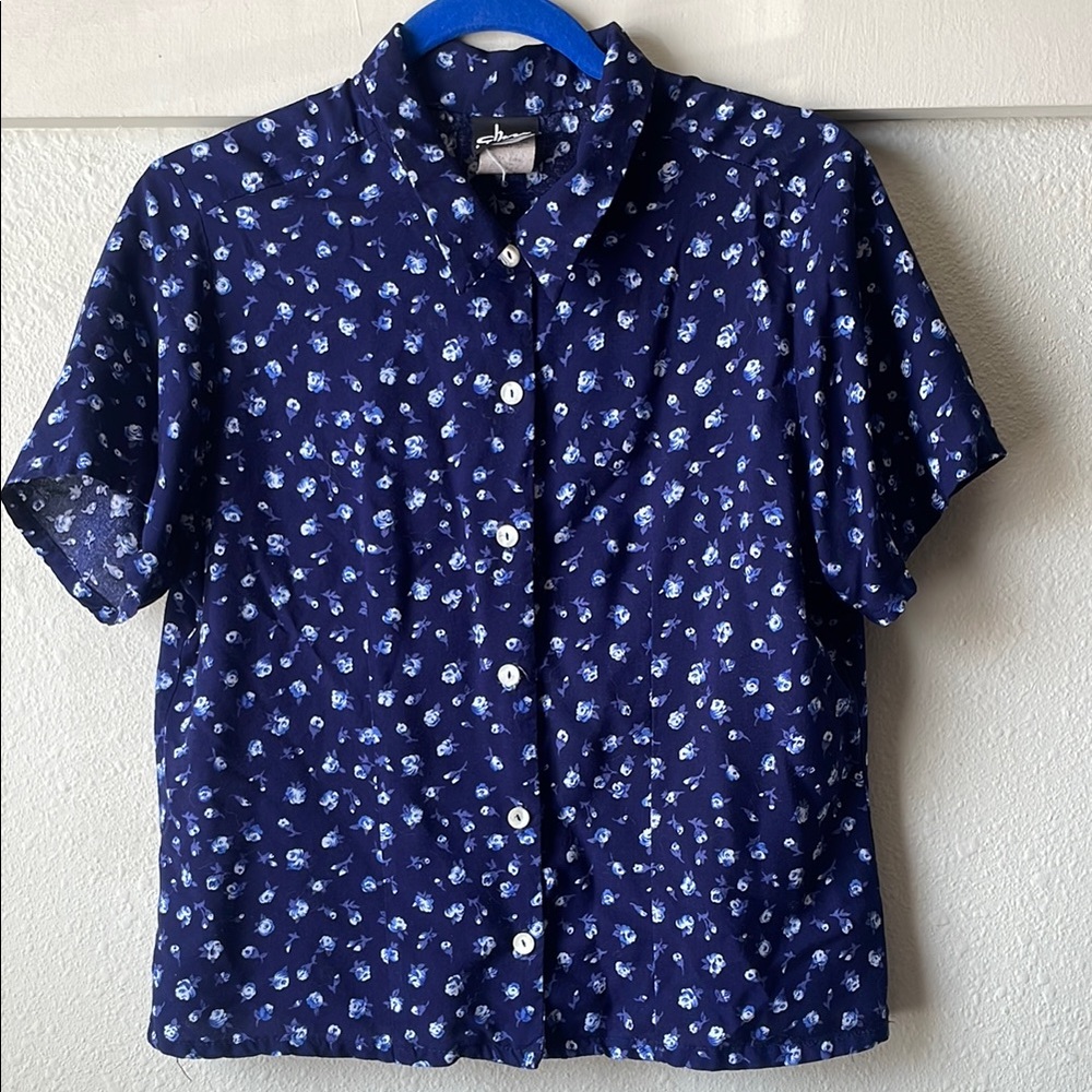 Vintage blue floral printed short sleeve button down top